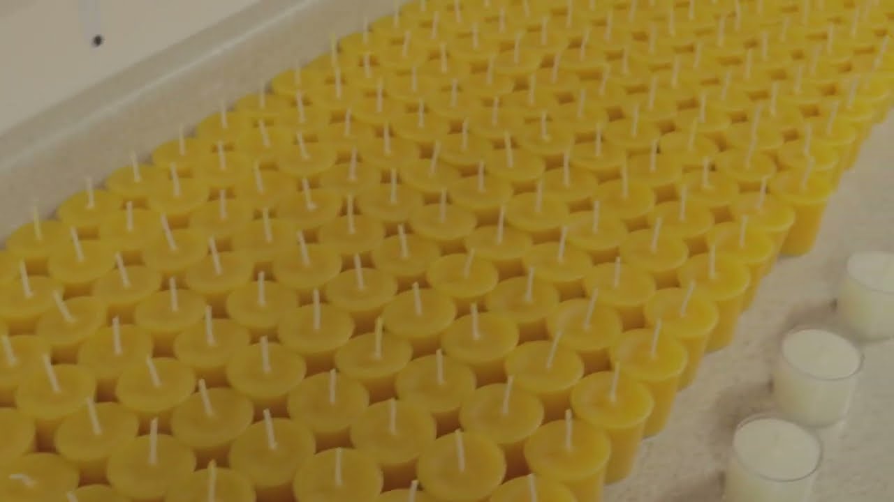 Hand-Pouring Beeswax Votives - Beelite Candles