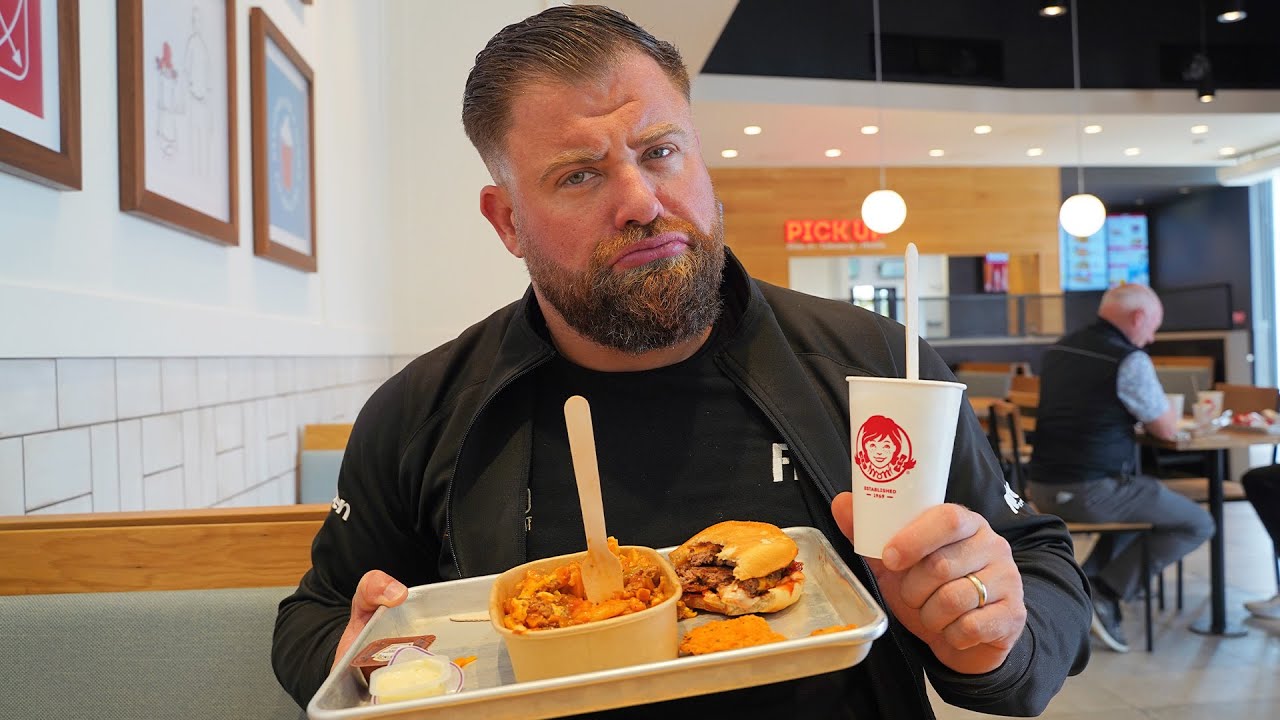 Is Wendy's The BEST Fast Food Burger? | Food Review Club