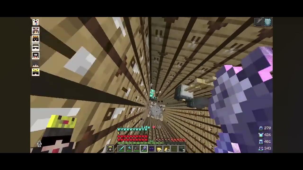 Senpai spider escape the entity trap in minecraft ( token Smp)