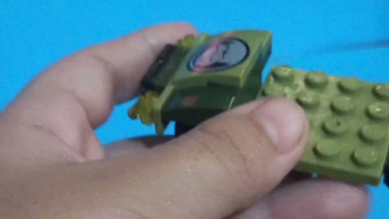 how to build a lego military jeep(lego)