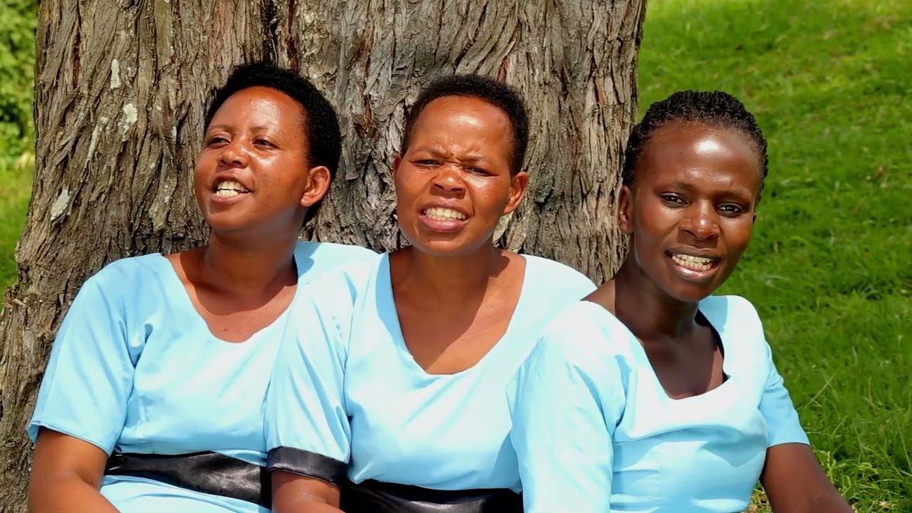 I AM CAMPING   BY KAGSAD CHOIR KISORO