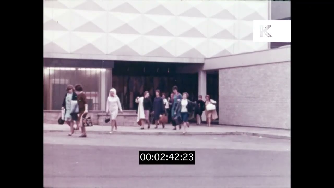 1960s UK Secretaries, Office, Women working, Commuters, Workers
