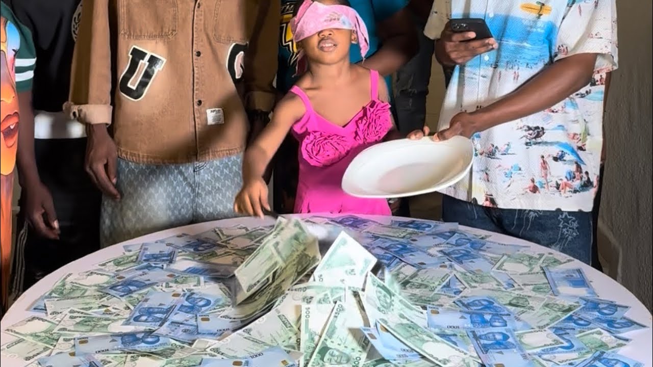 THE FUNNIEST, INTERESTING & ENTERTAINING 40 SECONDS MONEY💰SCOOPING CHALLENGE - PLEASE SUBSCRIBE 