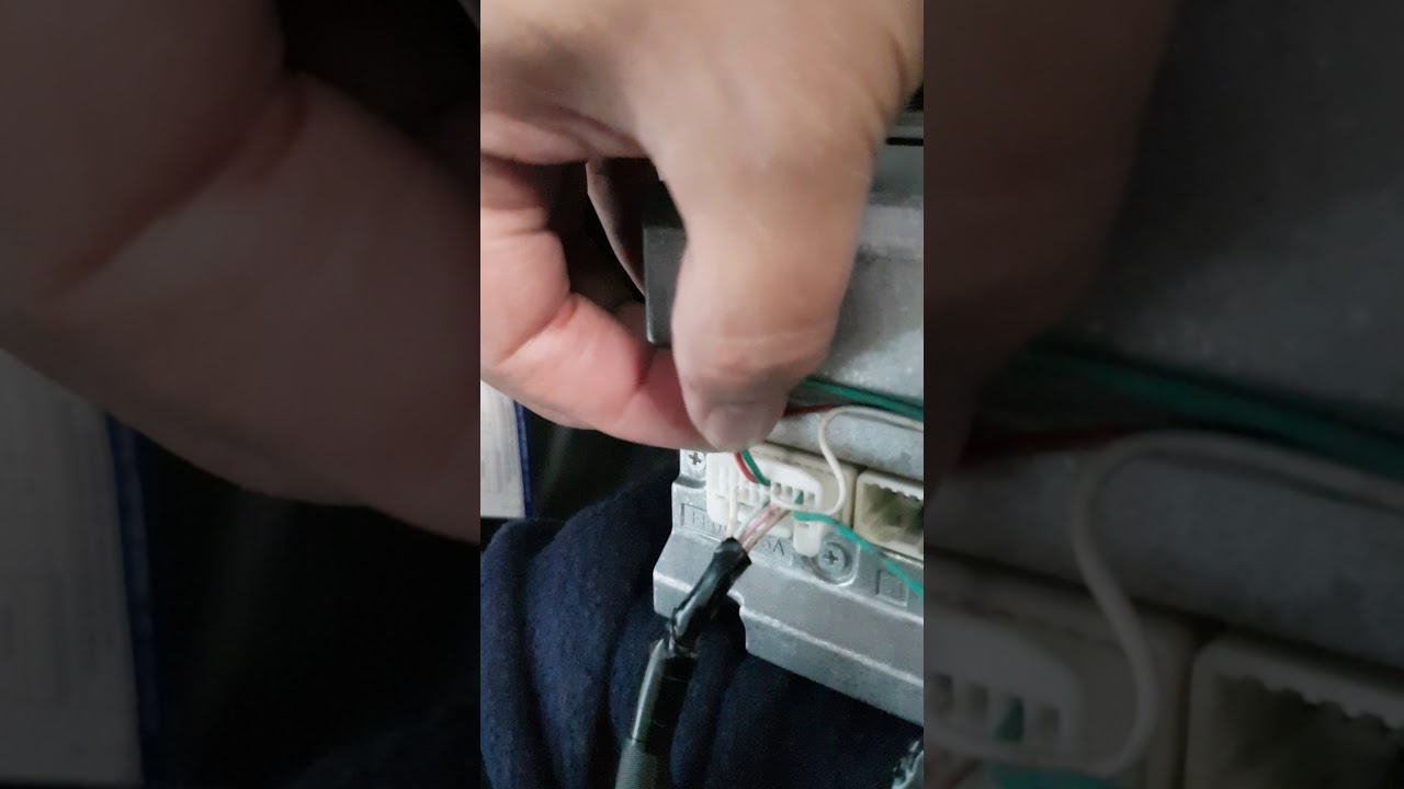 Cara menghubungkan Hp ke Tape Toyota Vios 2008 melalui Aux input for Panasonic 86120 0D400 A