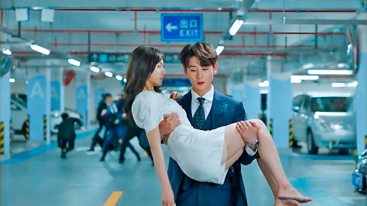 La Estafadora Más Bella De China Es Obligada A Contraer Matrimonio Falso Con Un CEO Rico Y Arrogante