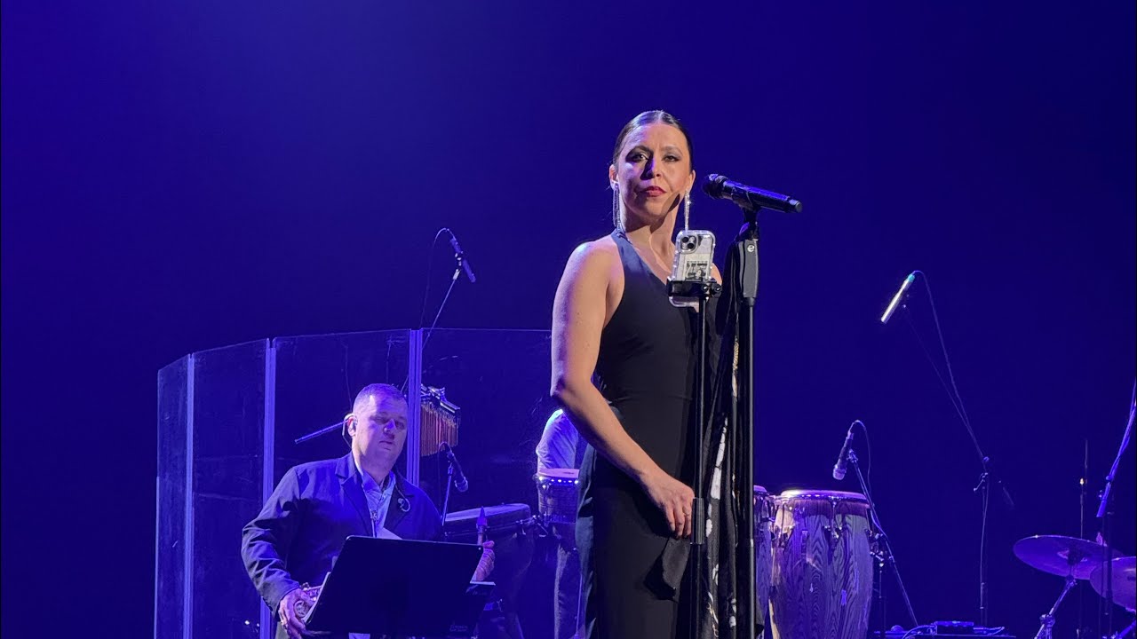 Sade ( tribute ) 