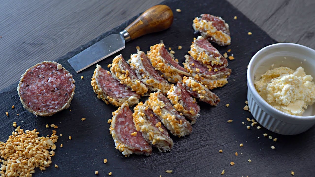Snabbt tilltugg - Tryffelsalami med Parmesankr&auml;m