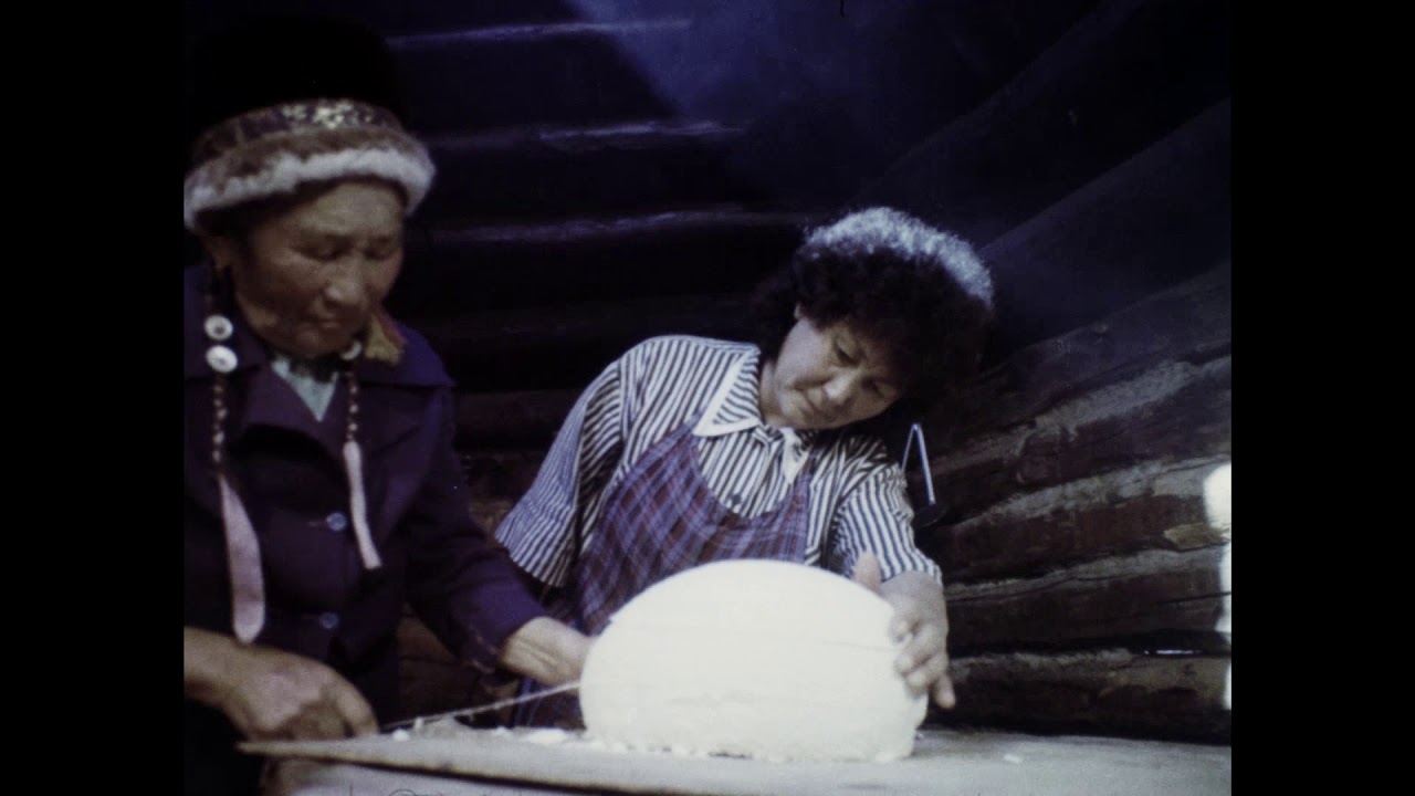 В алтайском аиле