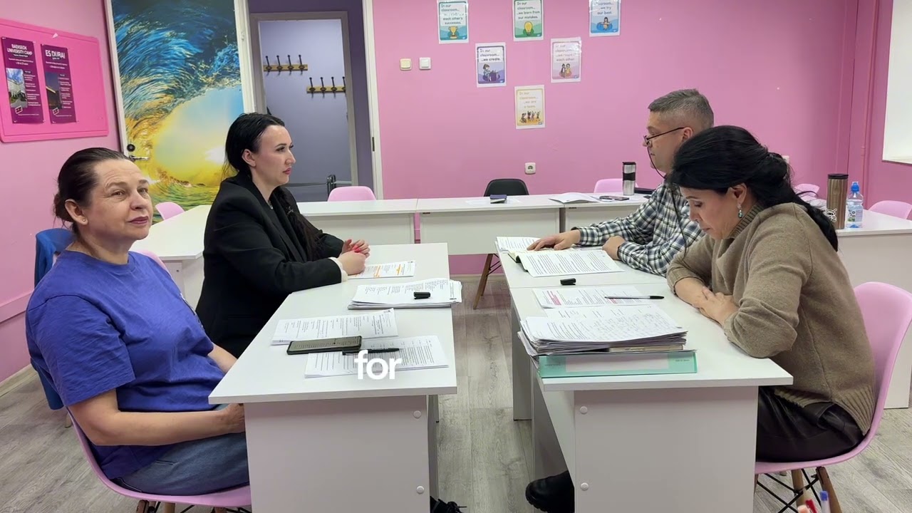 Финальные дебаты со взрослыми студентами КИНГС — это уже не про “учим английский”.