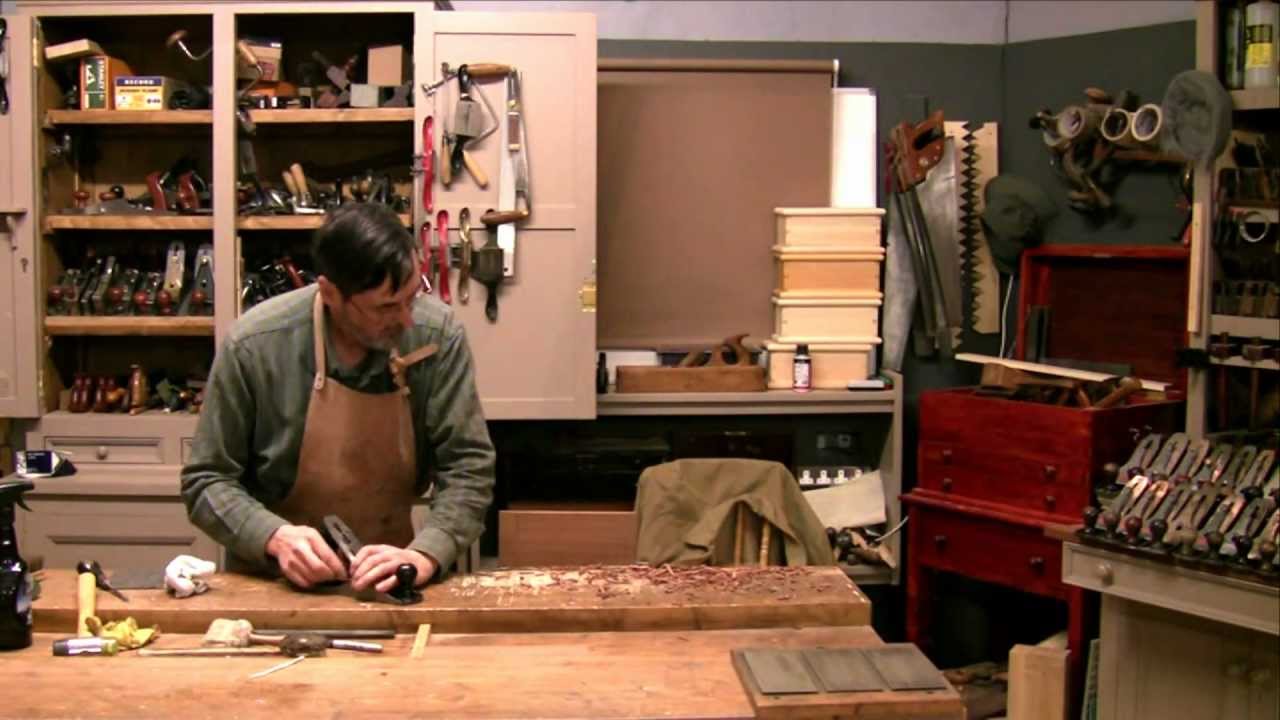 Raising a Panel with a Smoothing Plane | Paul Sellers