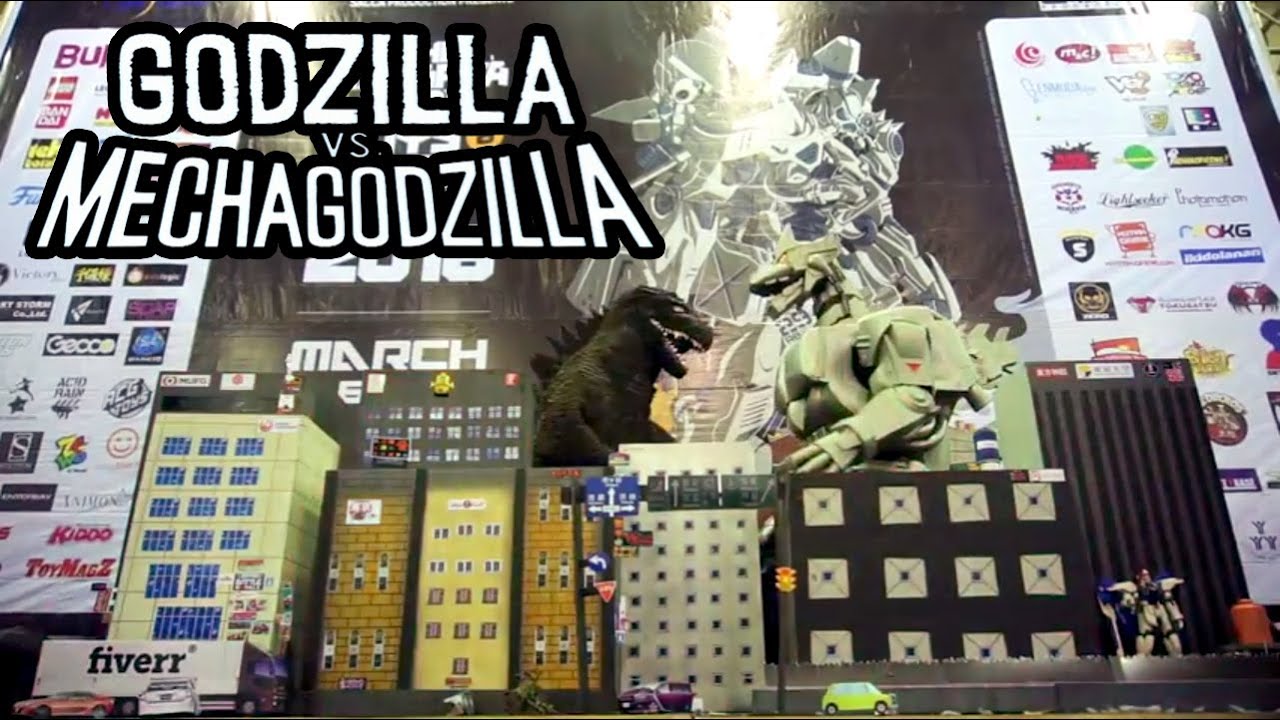 Zerocos feat. NineTales - Godzilla VS Mechagodzilla Cosplay Show @ Jakarta Toys & Comics Fair 2016
