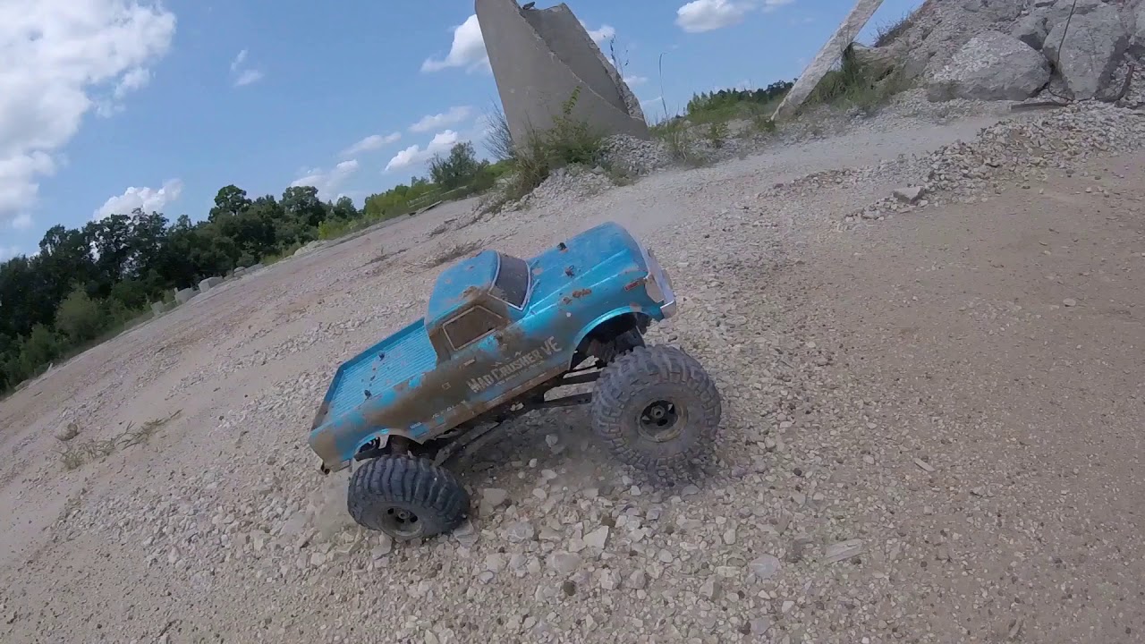 Kyosho Mad Crusher VE monster truck bash!!!! 8th scale awesomeness!!