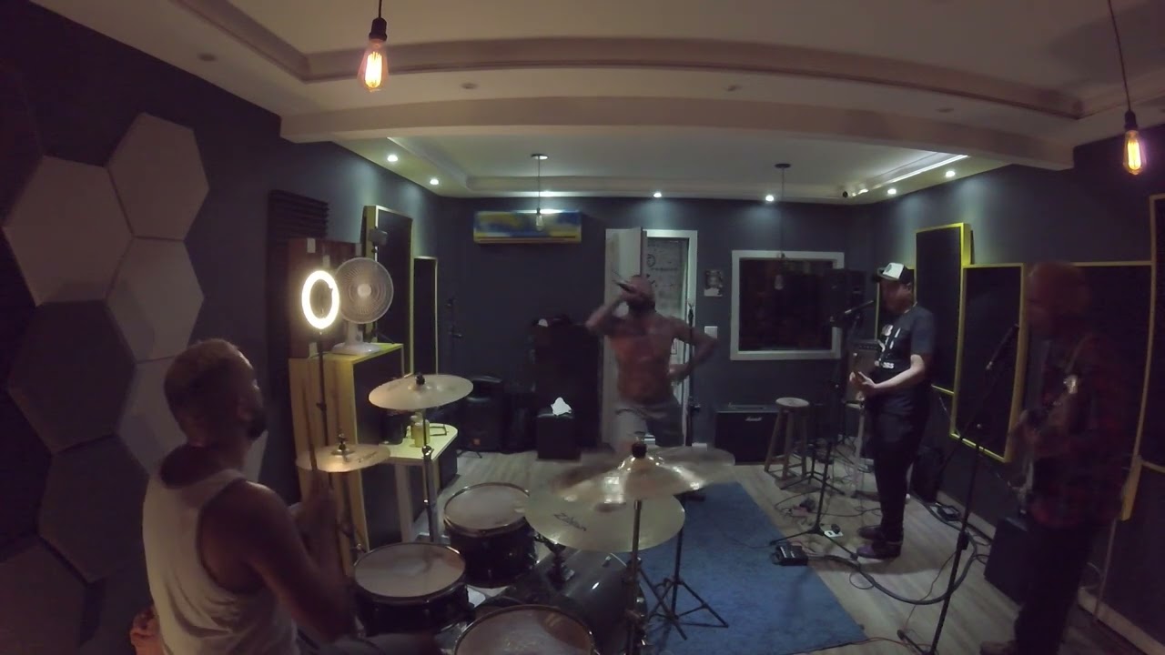 MOSH NEVER DIE - Long Life Hardcore