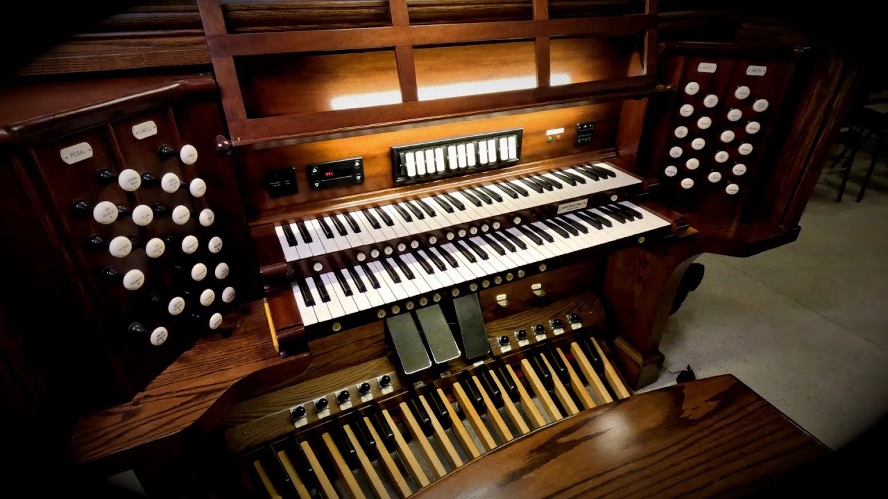1949 Aeolian-Skinner Organ - Holy Name Oratory - Madison, Wisconsin