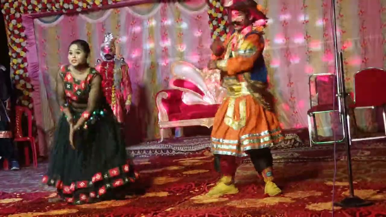 ସାମ୍ପୁ ଲଗା ମୁକୁଳା ବାଳେ 