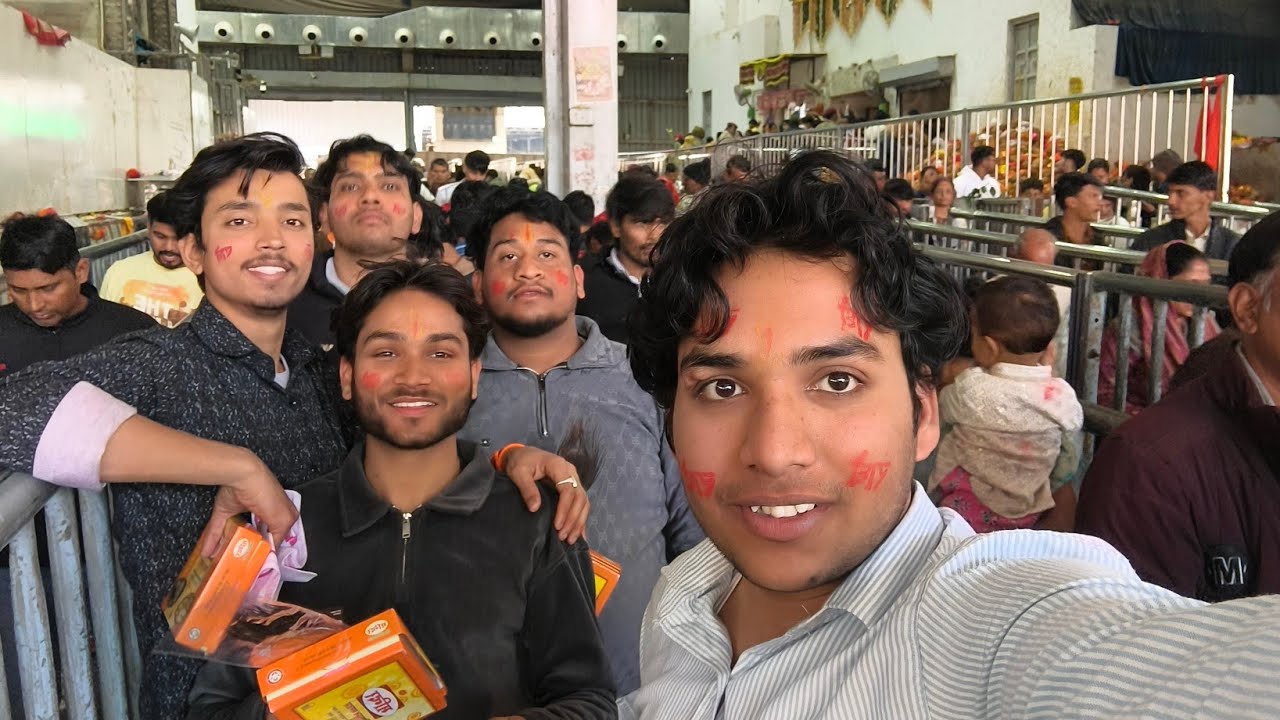 Finally saare bhai poch gya Khatu Shyam 🥹 