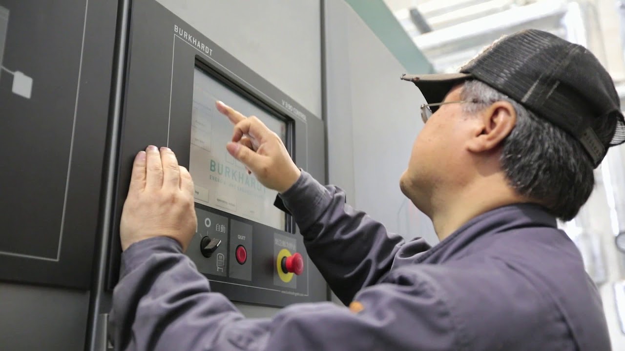 Erster Burkhardt Holzvergaser in Japan (deutsche Version)