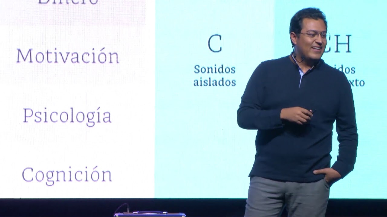 El diseño consciente y (re)pensado | Isaías Loaiza | TEDxCalzadaDeLosHéroes