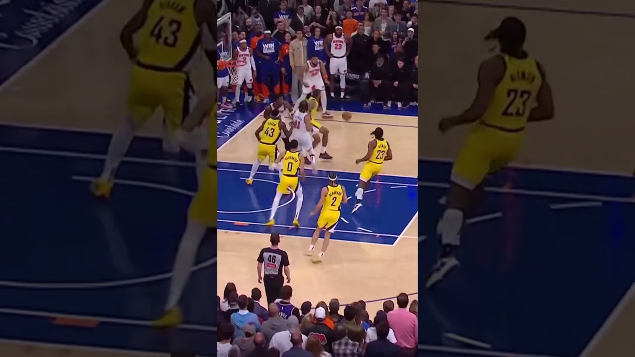 Intense final seconds in a thrilling basketball game #BasketballDrama #ClutchMoments #HoopsAction