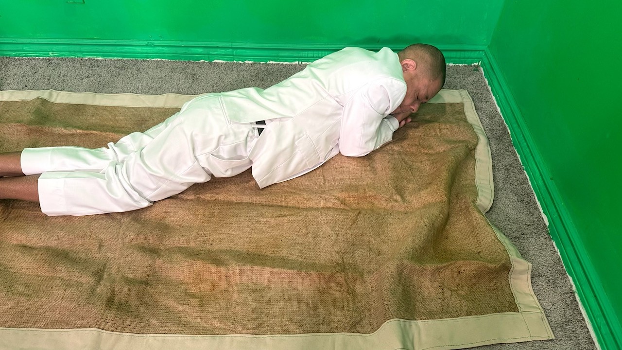 Lèw Nan konba se priye Pou priye some 34 v 20