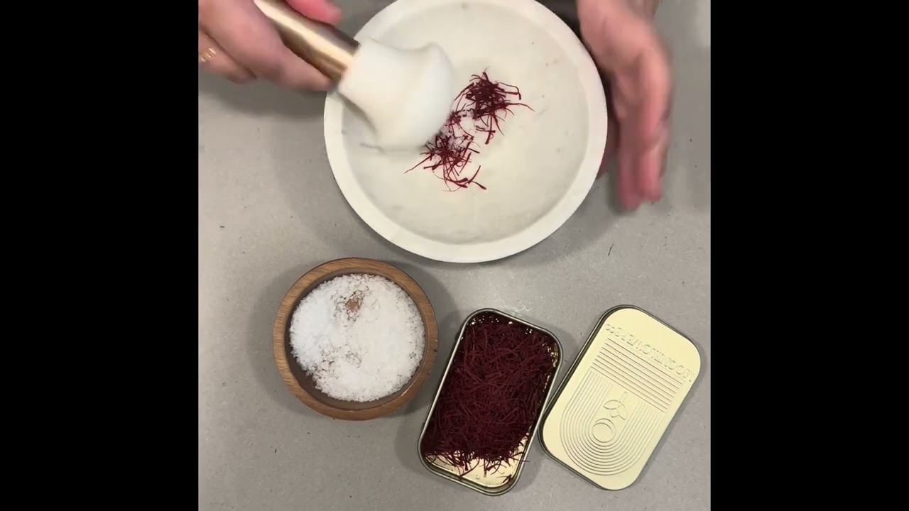 How to cook with saffron