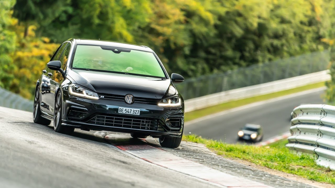 VW Golf 7.5 R, two yellows one crashed Golf 8 Nürburgring Nordschleife Lap 13.10.23