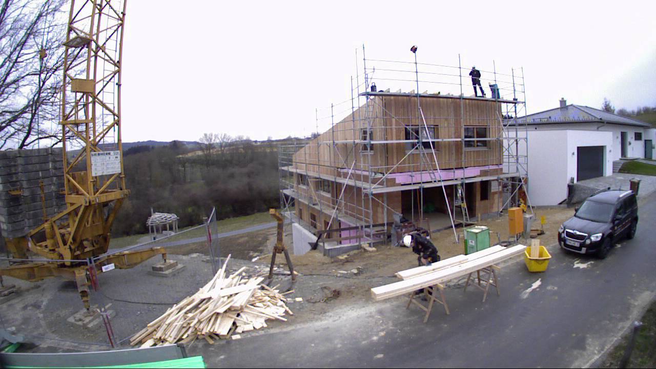 2016-02 Zeitraffer - Einfamilienhaus in Massivholz Bauweise mit Pultdach