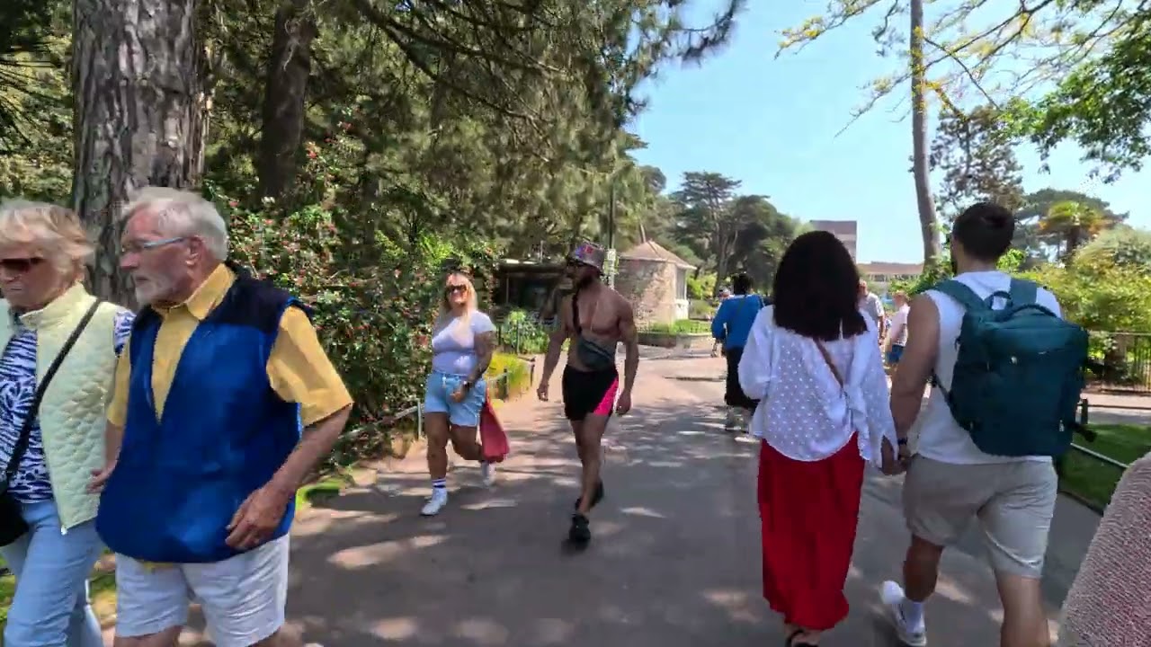 Square to Beach 180525