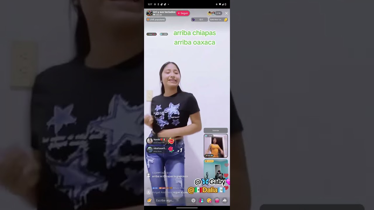 Algo. De mi live.. en tiktok  2025.  Uri y sus teclados 