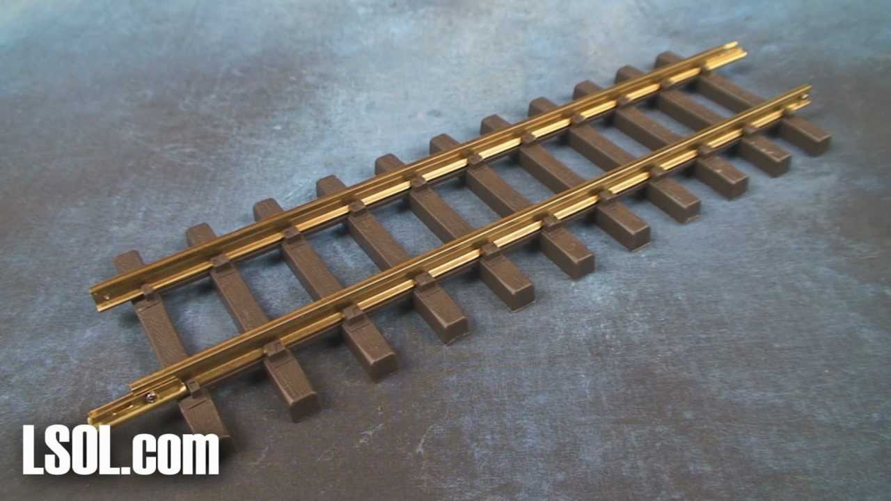 Garden Trains: UnBoxing - Bachmann Trains Brass Track - A Close Up Look at This New Track