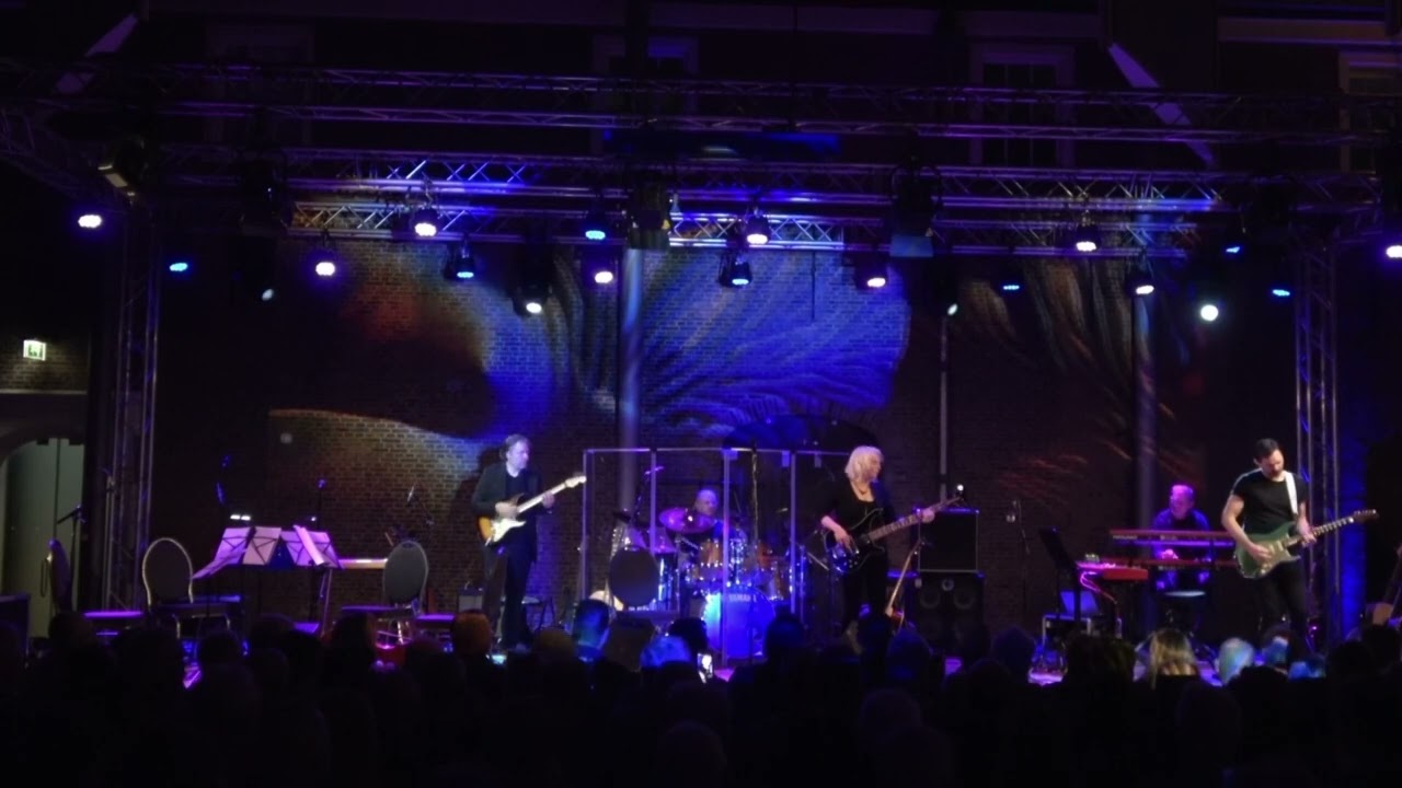 Echoes - Mister Pink. A Tribute To Pink Floyd & Roger Waters