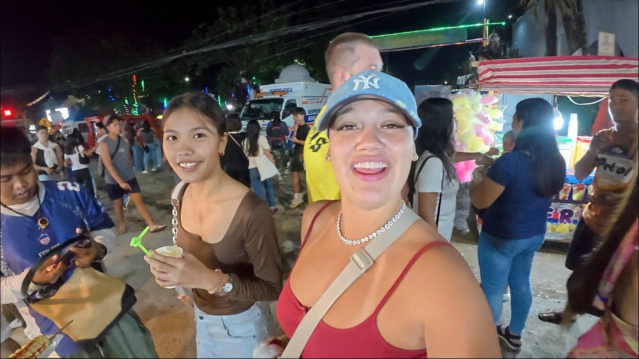 What Happens When I Explore A Night Market Alone? 🇵🇭