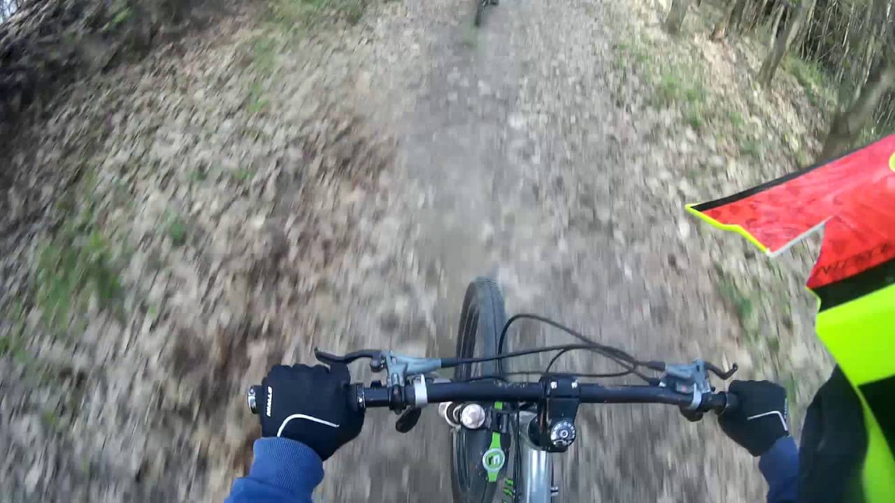 Downhill Pradeboni