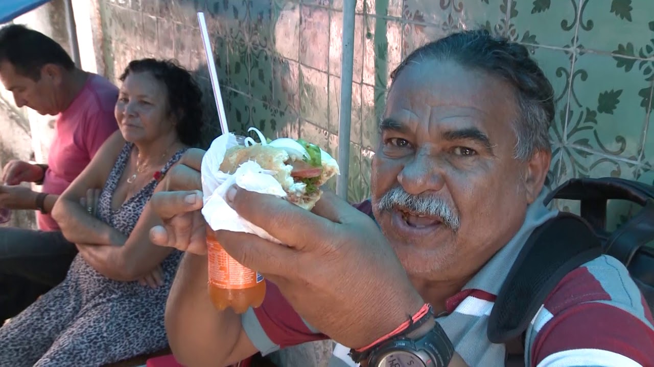 São Luís 405 anos: conheça a história do vendedor de cachorro quente mais antigo da Ilha