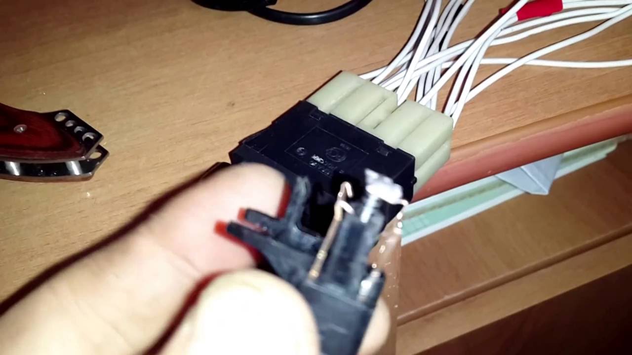 Индикация работы клавиши ближнего света