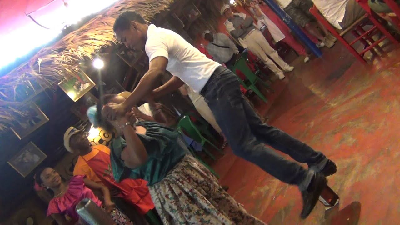 Santo-Domingo (DR)  Salsa Dancing on a Bottle of Rum #2