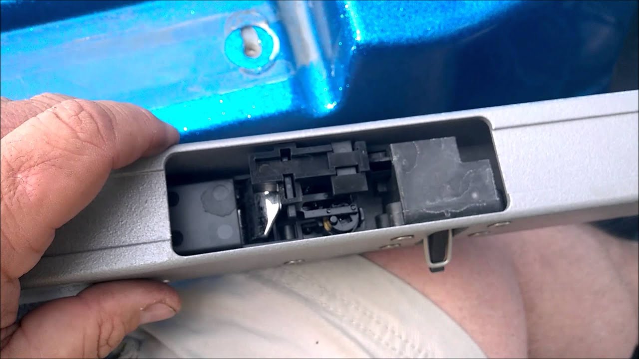 Ranger Z21 Bass Boat Rail Lock Repair
