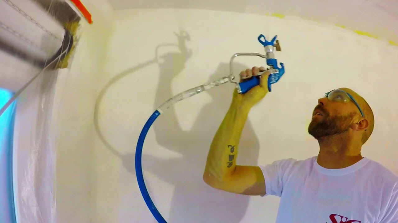 Meesterstukadoor Camps Jef   Airless afwerken van wanden en plafonds met de Graco Mark 7