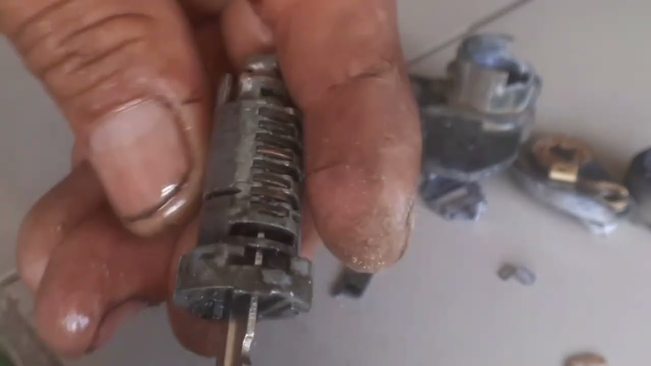 CORTE DE LLAVE HIUNDAY  #rosendocerrajero #llave #cerrajeria