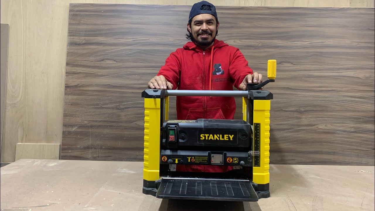Cepillo de banco STANLEY Modelo (SPT18-b3) ​⁠