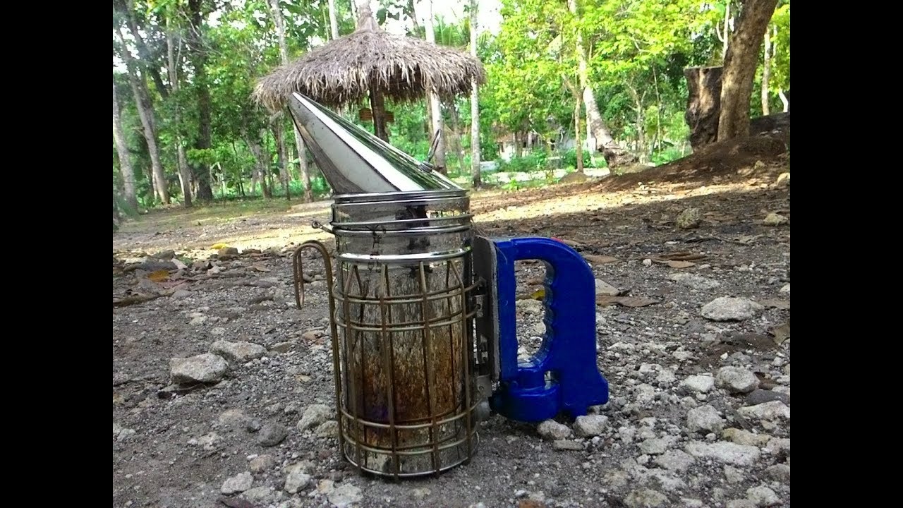 Electric bee smoker