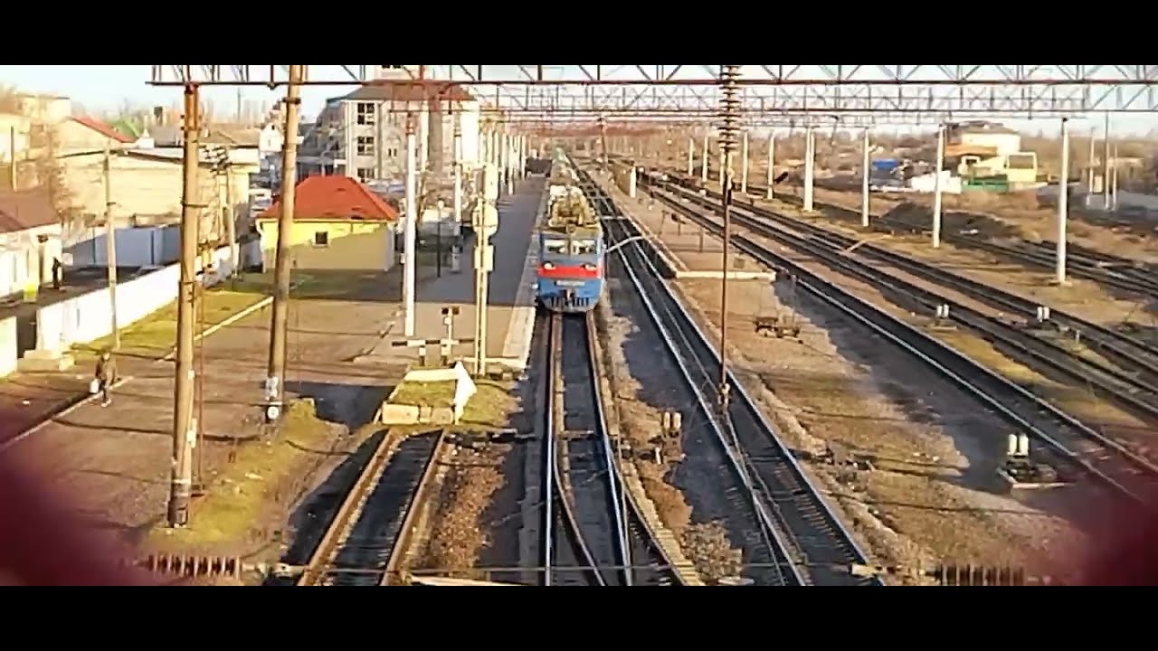 ВОЛОДИМИР ЛЕНІН ВЛ80Т-2040 В ГОЛОВІ ВАНТАЖНОГО ЕЛЕКТРОВОЗА ГРУЗОВИЙ СКЛАД #ПОЕЗДАВИДЕО #УЗ  
