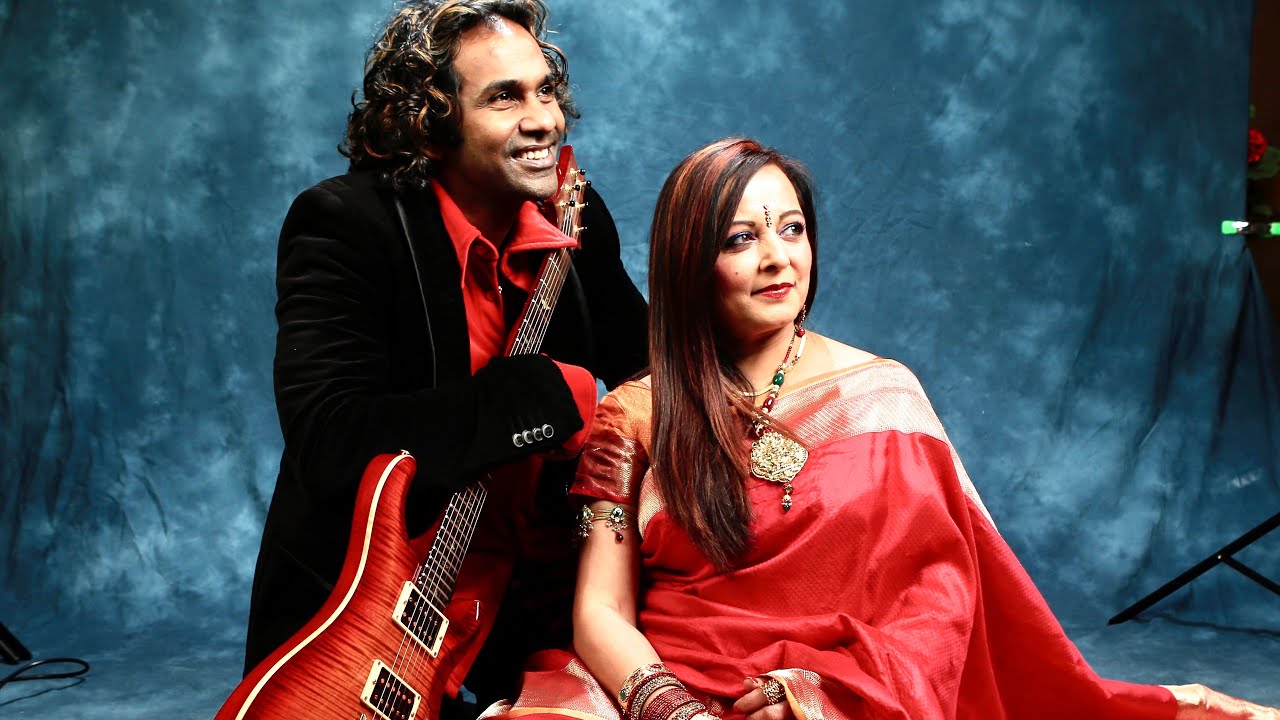 Singer Preethisha/ Chaminda Walpola/ Dharamadasa & Latha Walpola&rsquo;s Cover Song