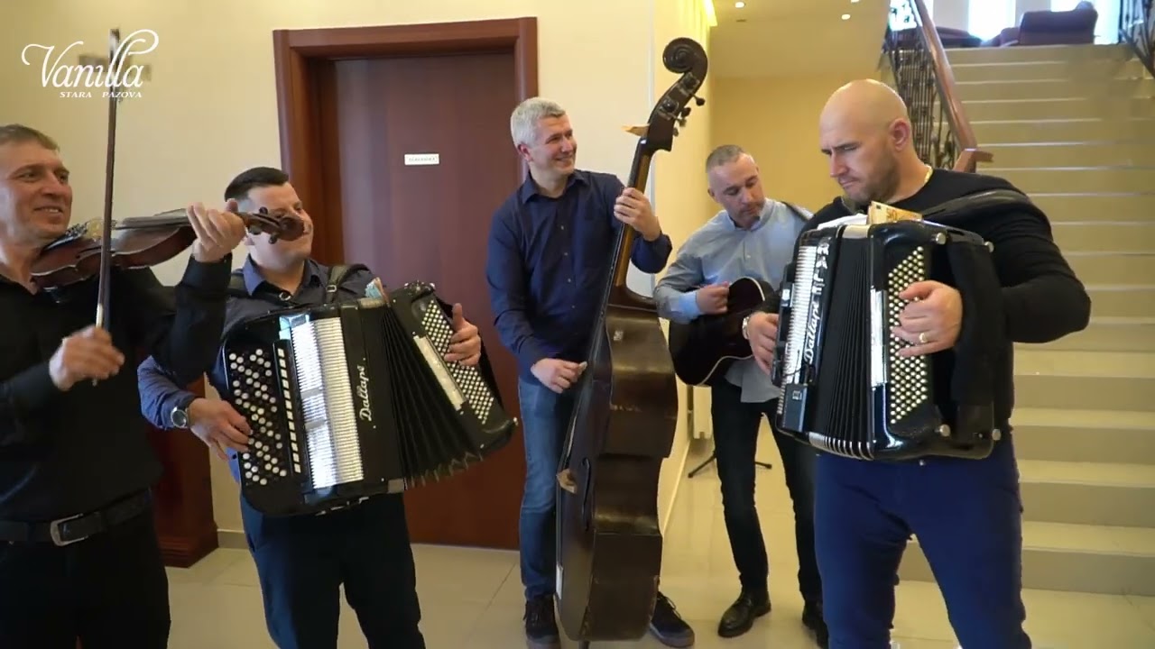 Hudobníci ...