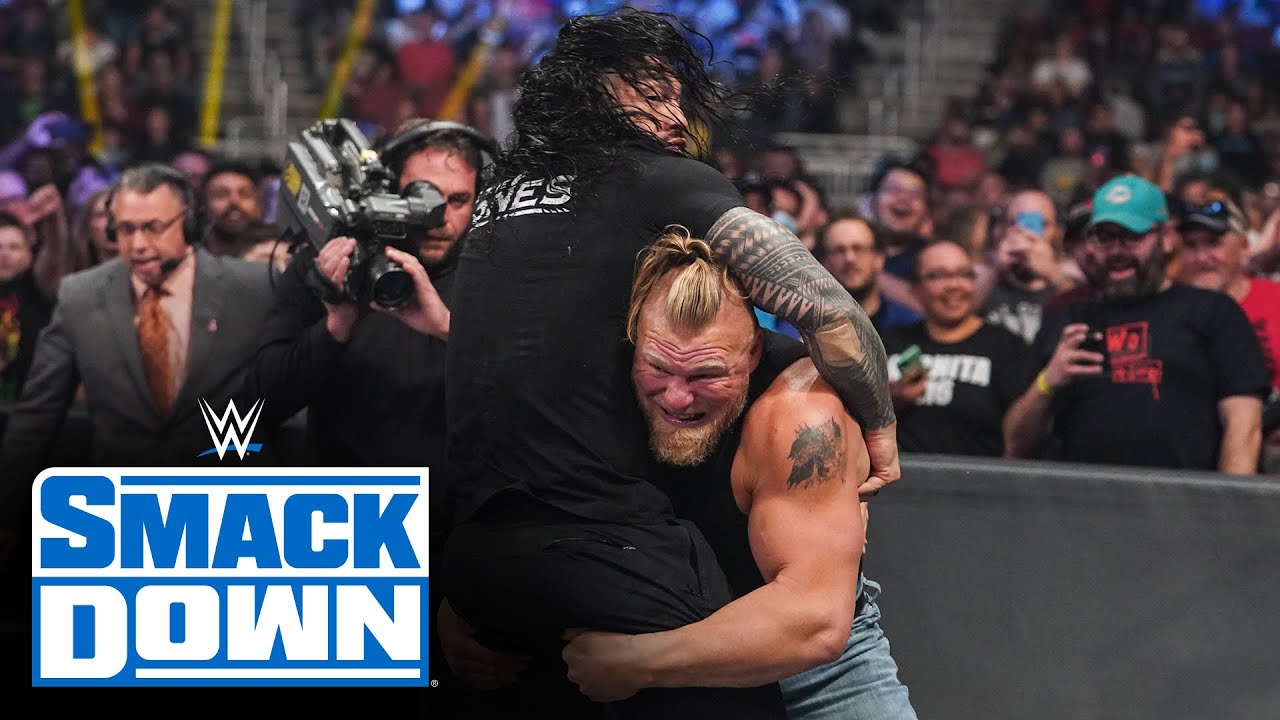 Зверь обрушивается на Романа Рейнса в ближнем бою: SmackDown, 22 октября 2021 г.