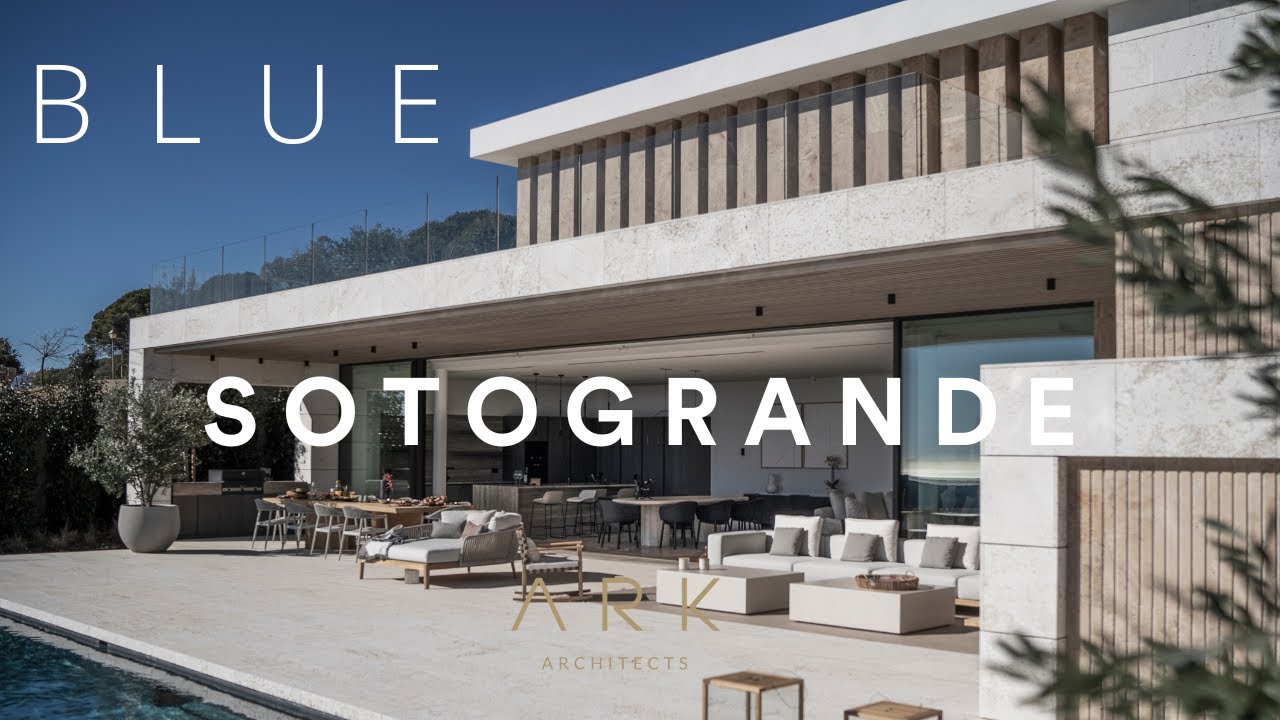 Villa BLUE: Luxury villa in Sotogrande by ARK Architects | Manuel R. Moriche