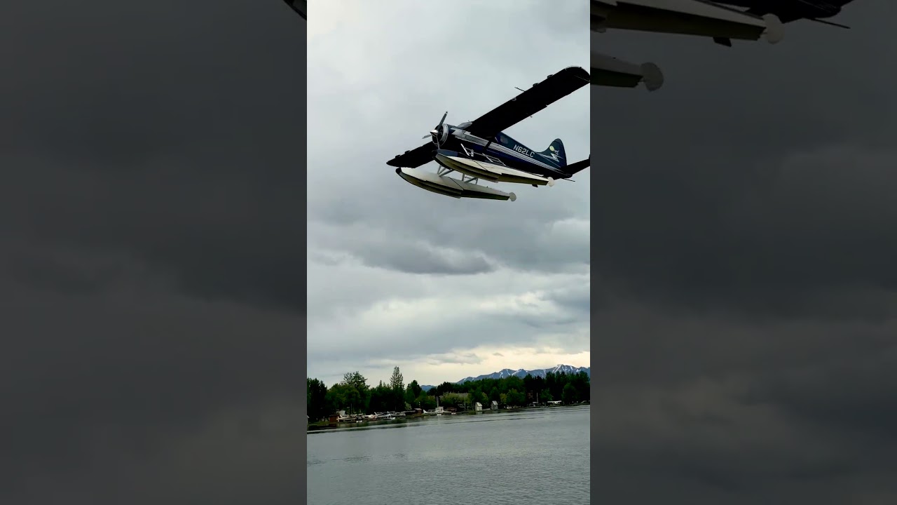 Regal Air Beaver Departing Lake Hood 