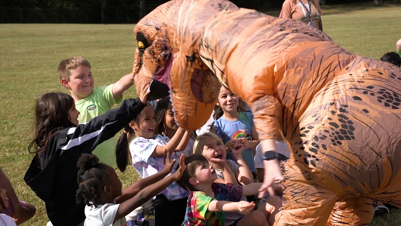 Peters Elementary Teachers Get Prehistoric in Dinosaur Dash!