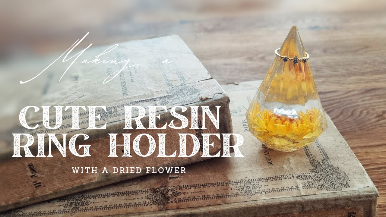 Making a cute resin ring holder with a dried flower *waterdrop effect*