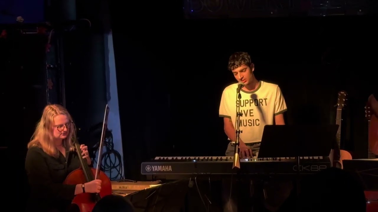 Massimo - Somedays (Live from The Bowery Electric)